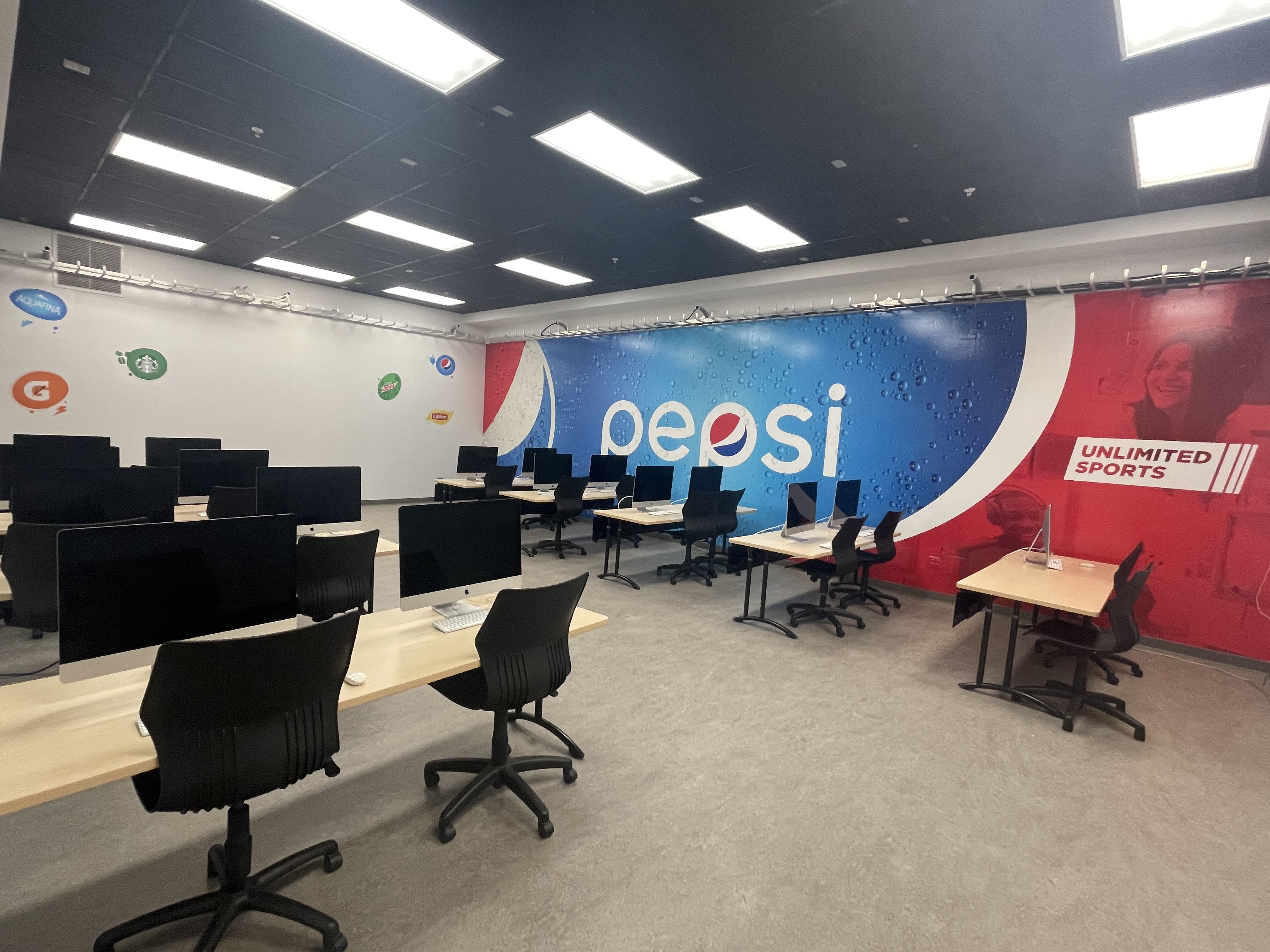 CoJMC's new multimedia lab sponsored by Pepsi-Co of Lincoln
