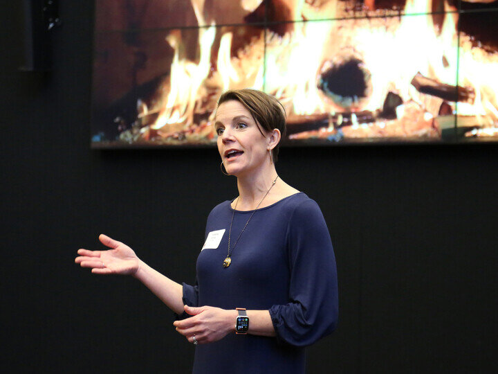 Valerie Jones gives her talk The Loneliness Epidemic and the Value of Voice during the UNL the Faculty Research and Creative Activity Slam