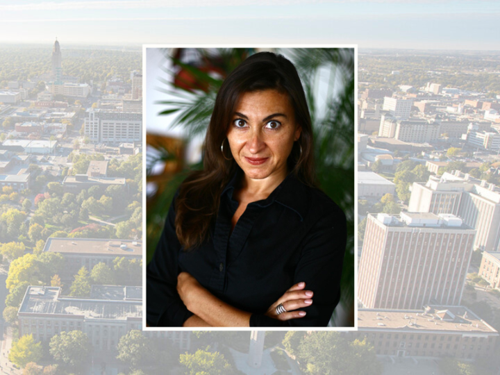 Headshot of Lynsey Addario